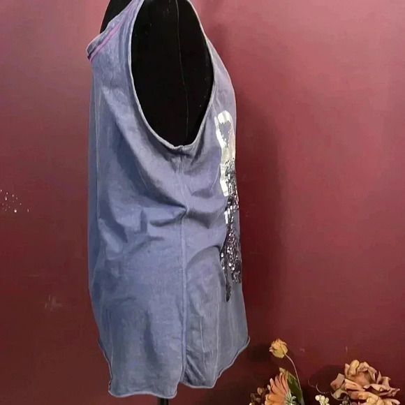 Authentic Icon Sequined & Distressed Tank Size L - Picture 6 of 9